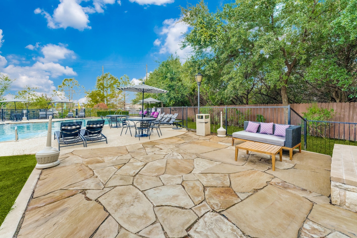 Saddle Creek and The Cove Image 32