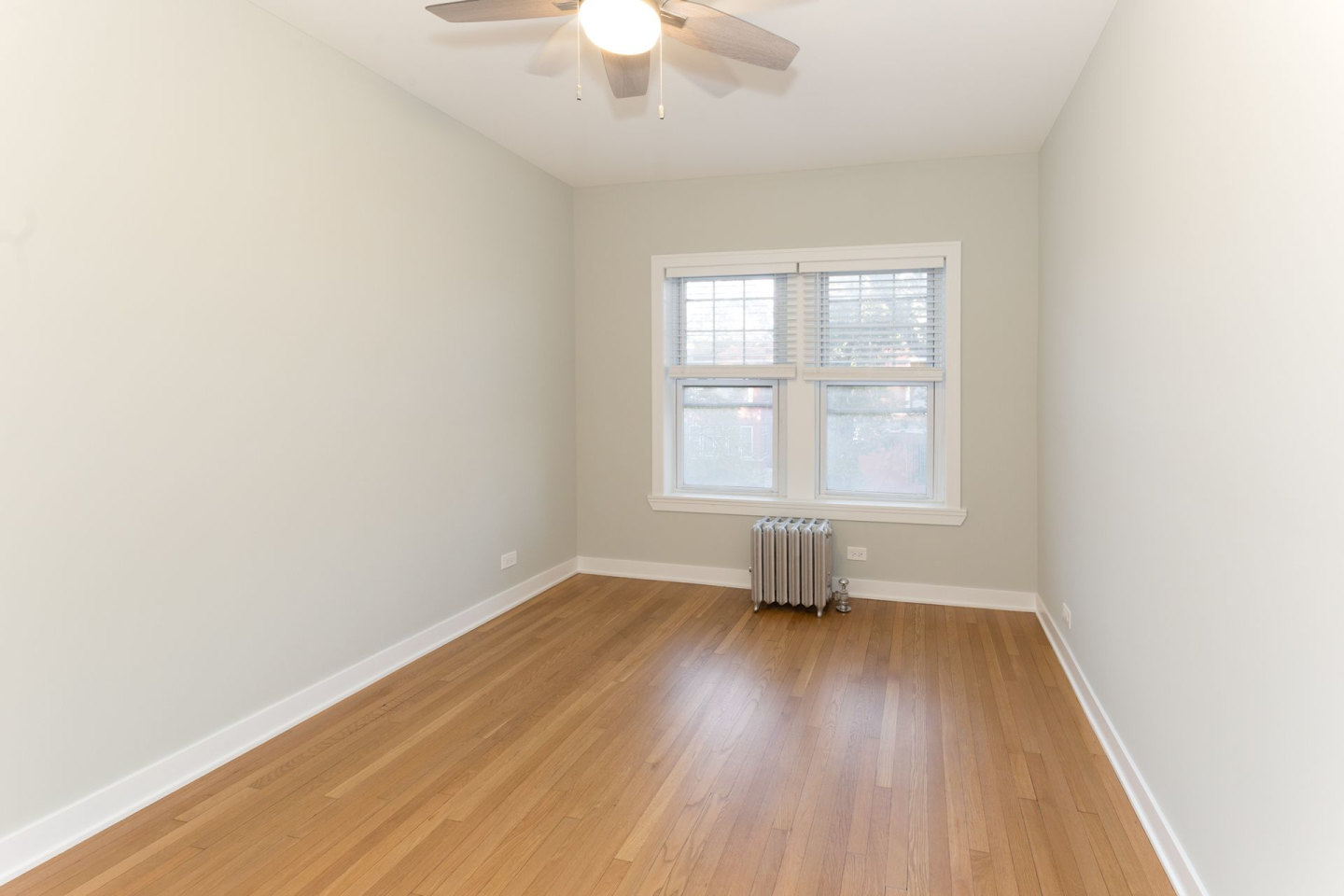 1825-39 W Foster / 5131-37 N Wolcott Image 8