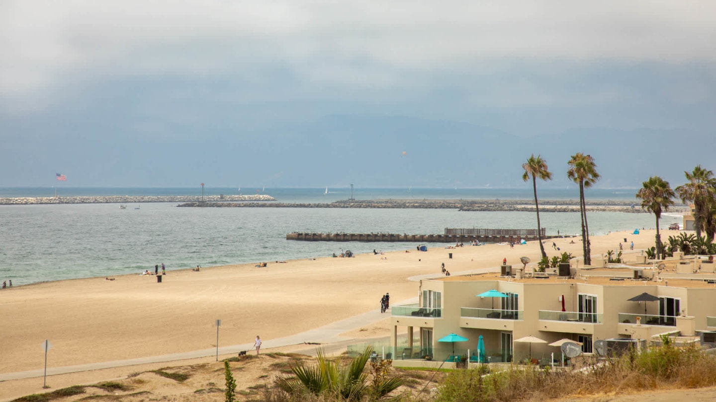 Mariposa at Playa Del Rey Image 35