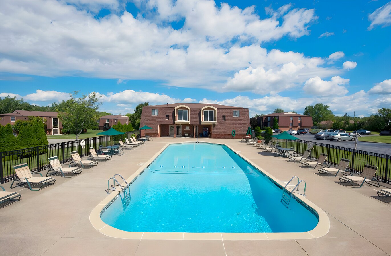 Regency Court Image 6