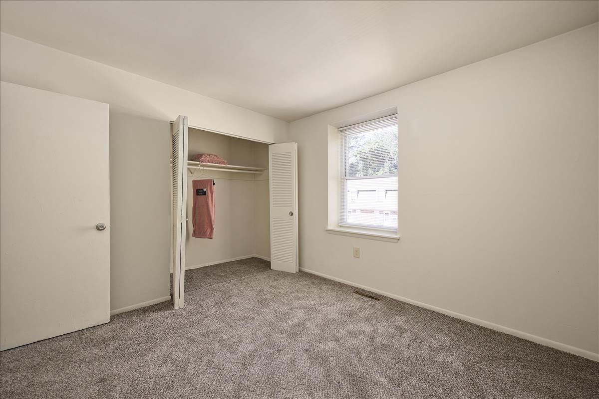Oak Hill Townhomes Image 15