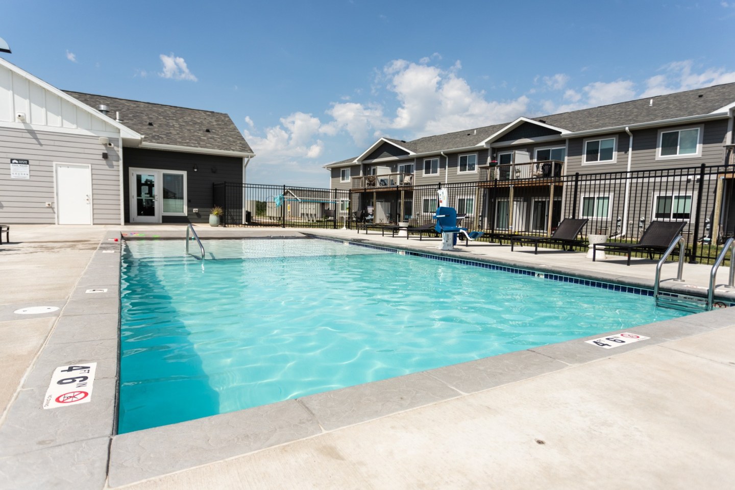 Sawyer Pointe Image 32