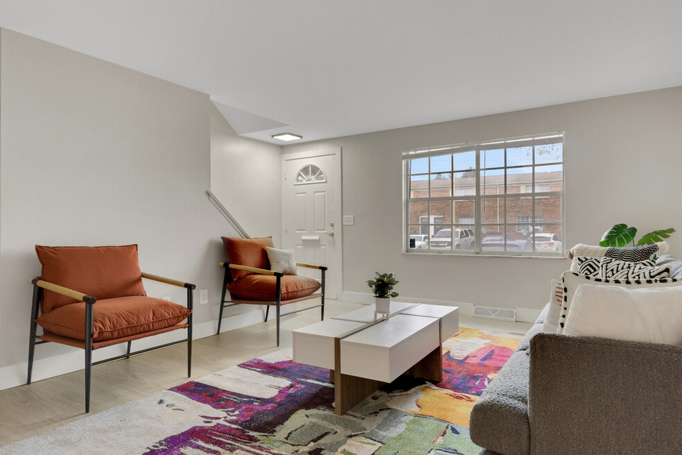 Napa Townhomes Image 5