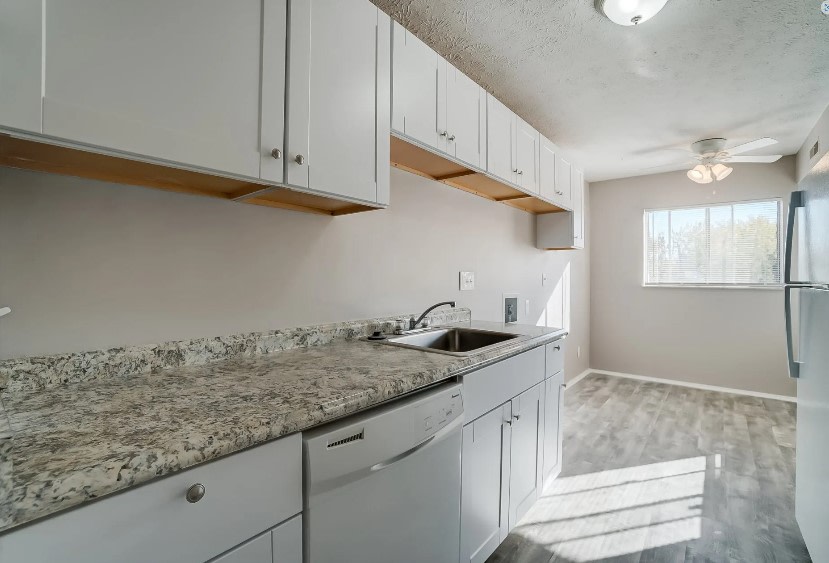 Finneytown Apartments and Townhomes Image 11