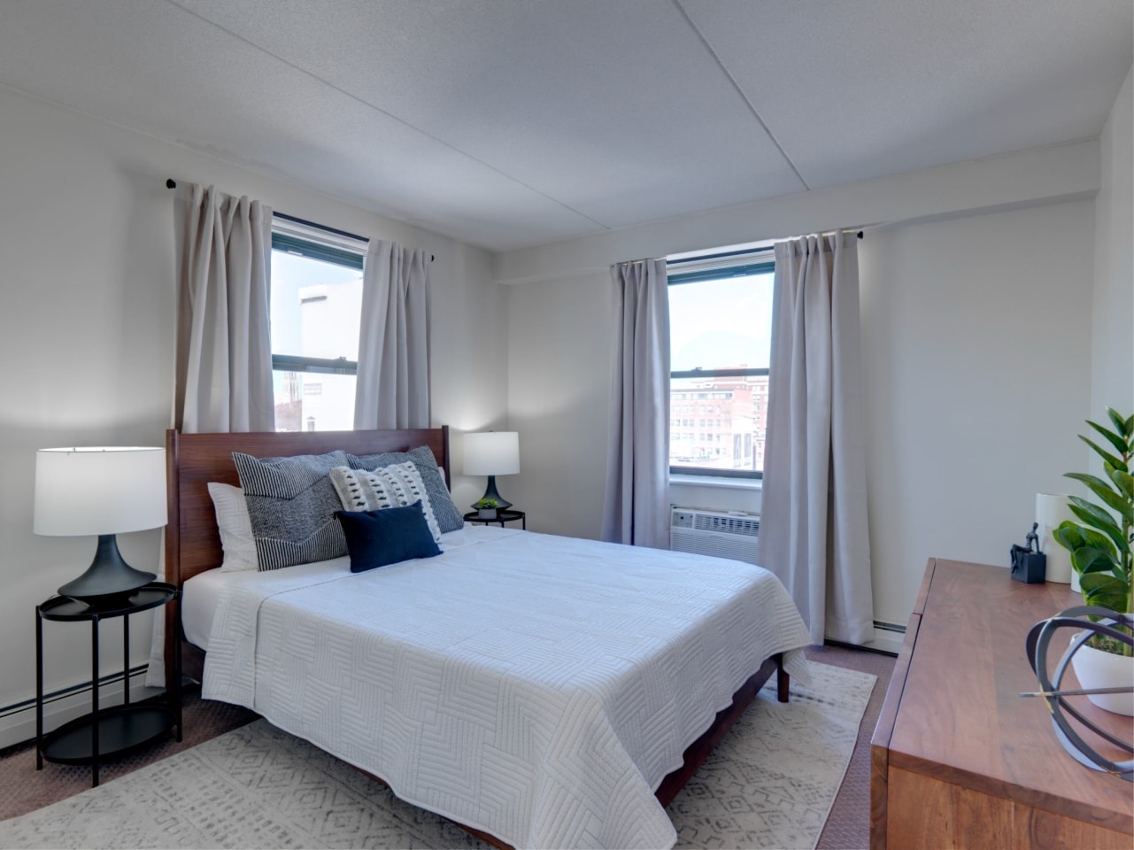 Ninth Square Image 3