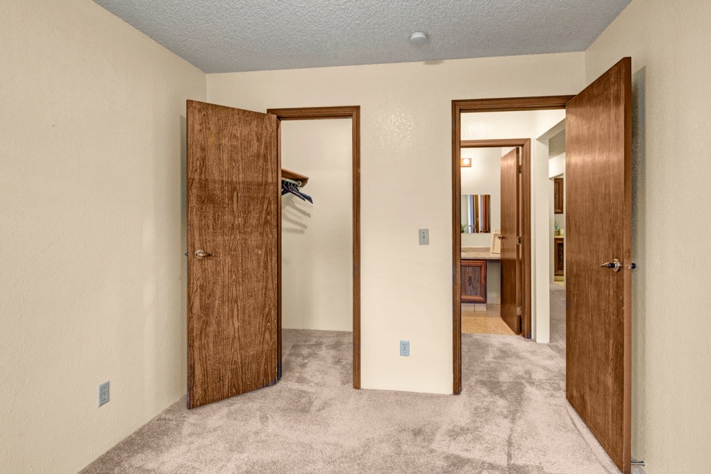 Park Plaza Image 13