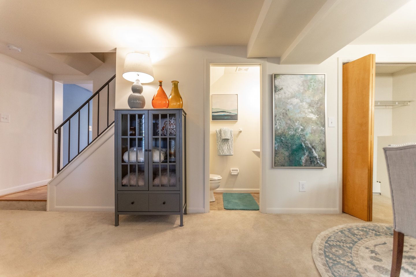 Spring Hill Apartments And Townhomes Image 8