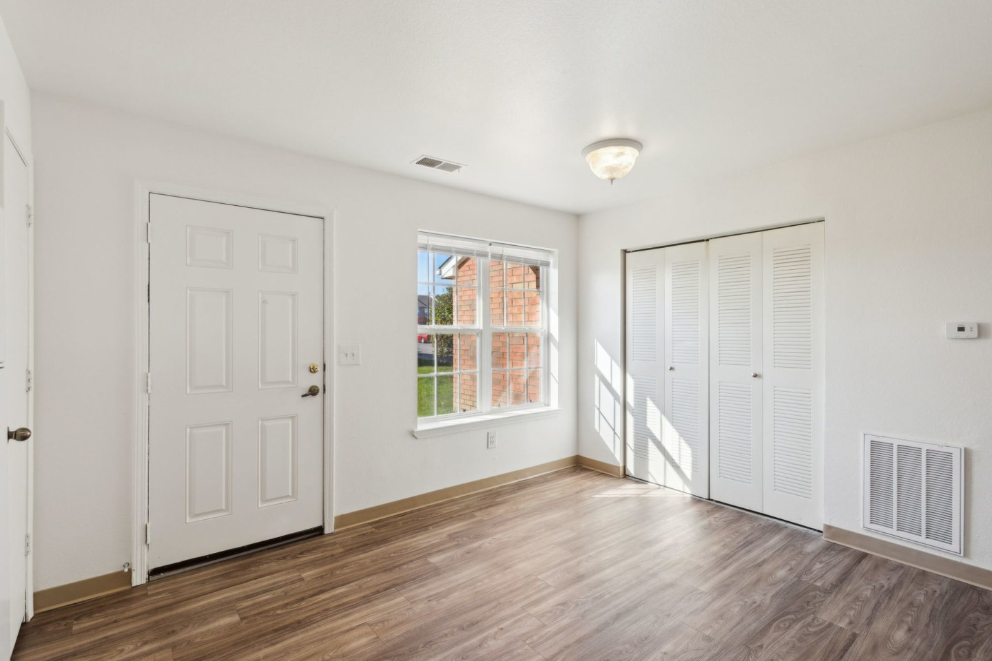 Timber Lake Townhomes Image 12