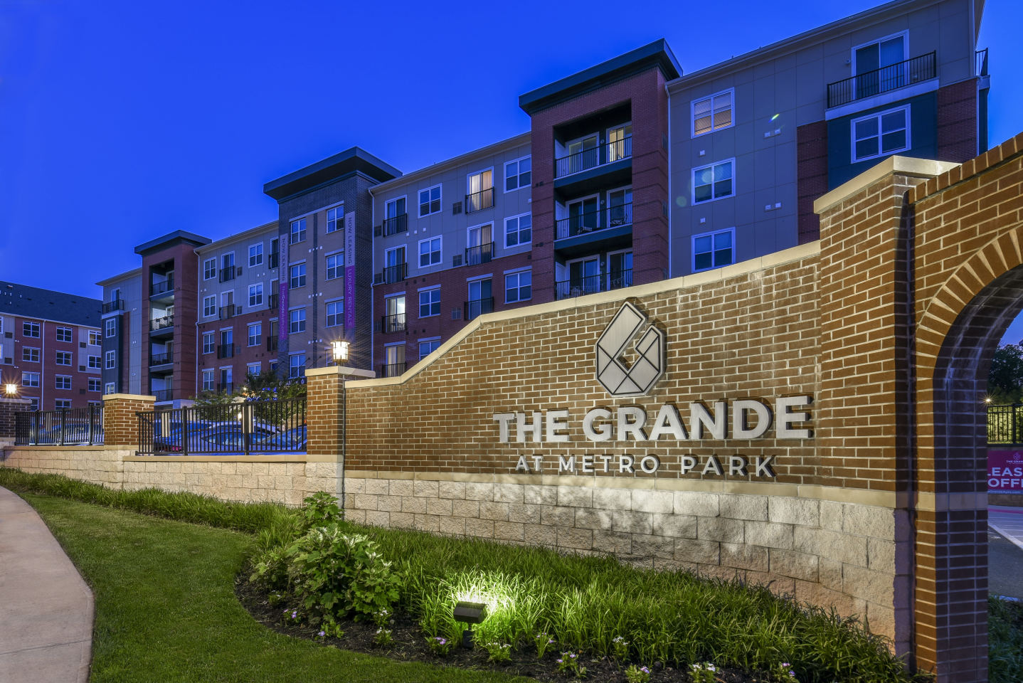 The Grande at Metropark Image 69