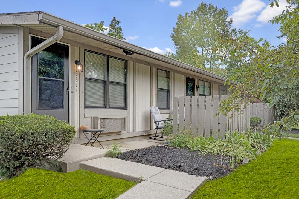 Stonehenge Apartments Image 14