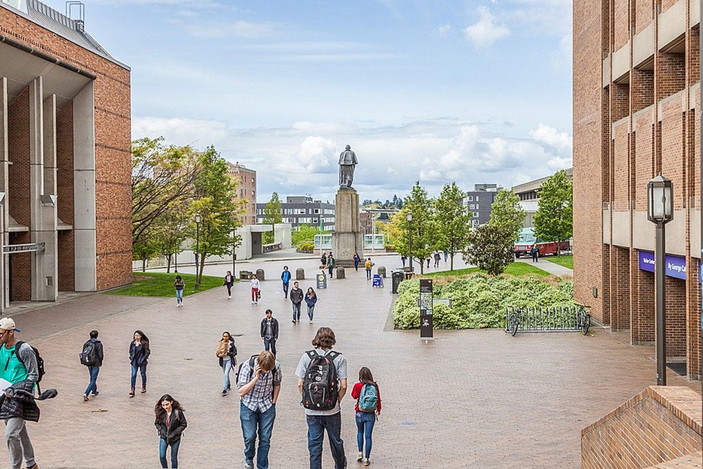 Russell Hall Image 19