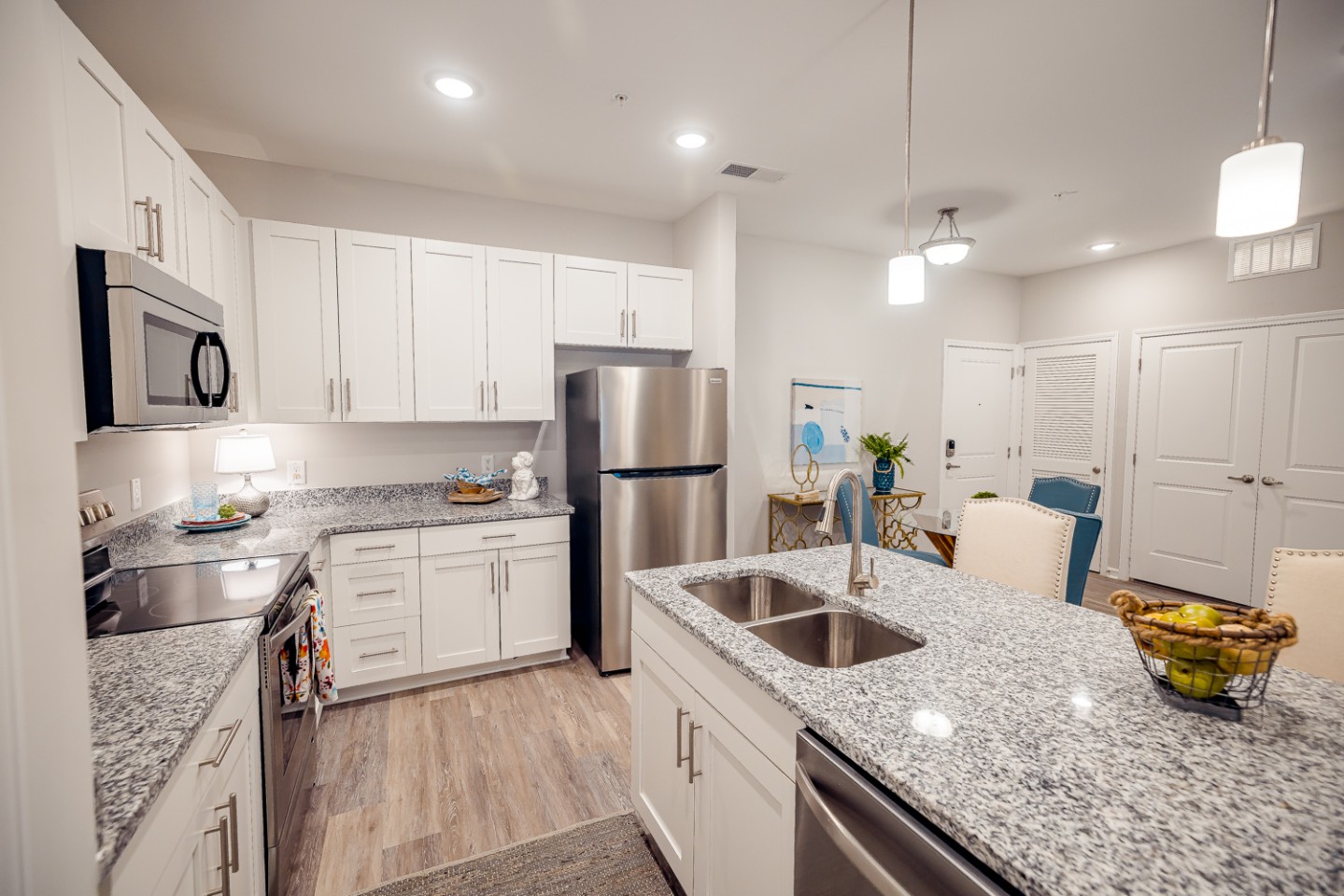 Grand Oaks Apartments Image 4