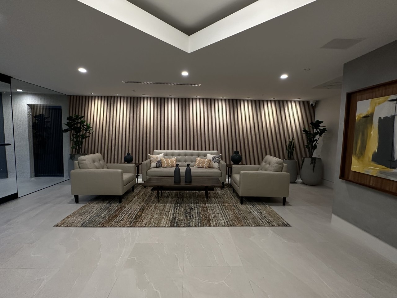 Palm Court Apartments Image 21