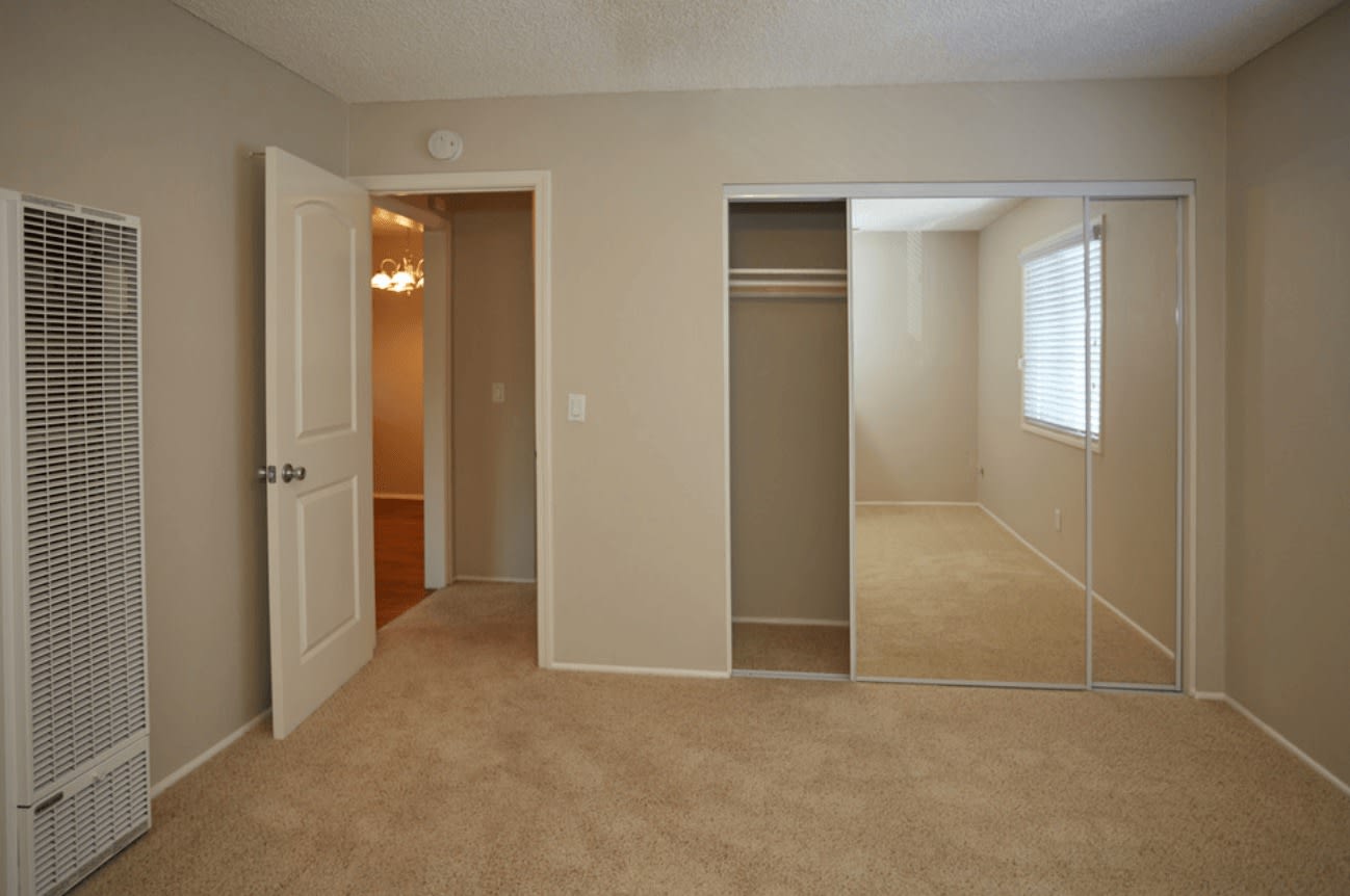 Towne Centre at Orange Image 22