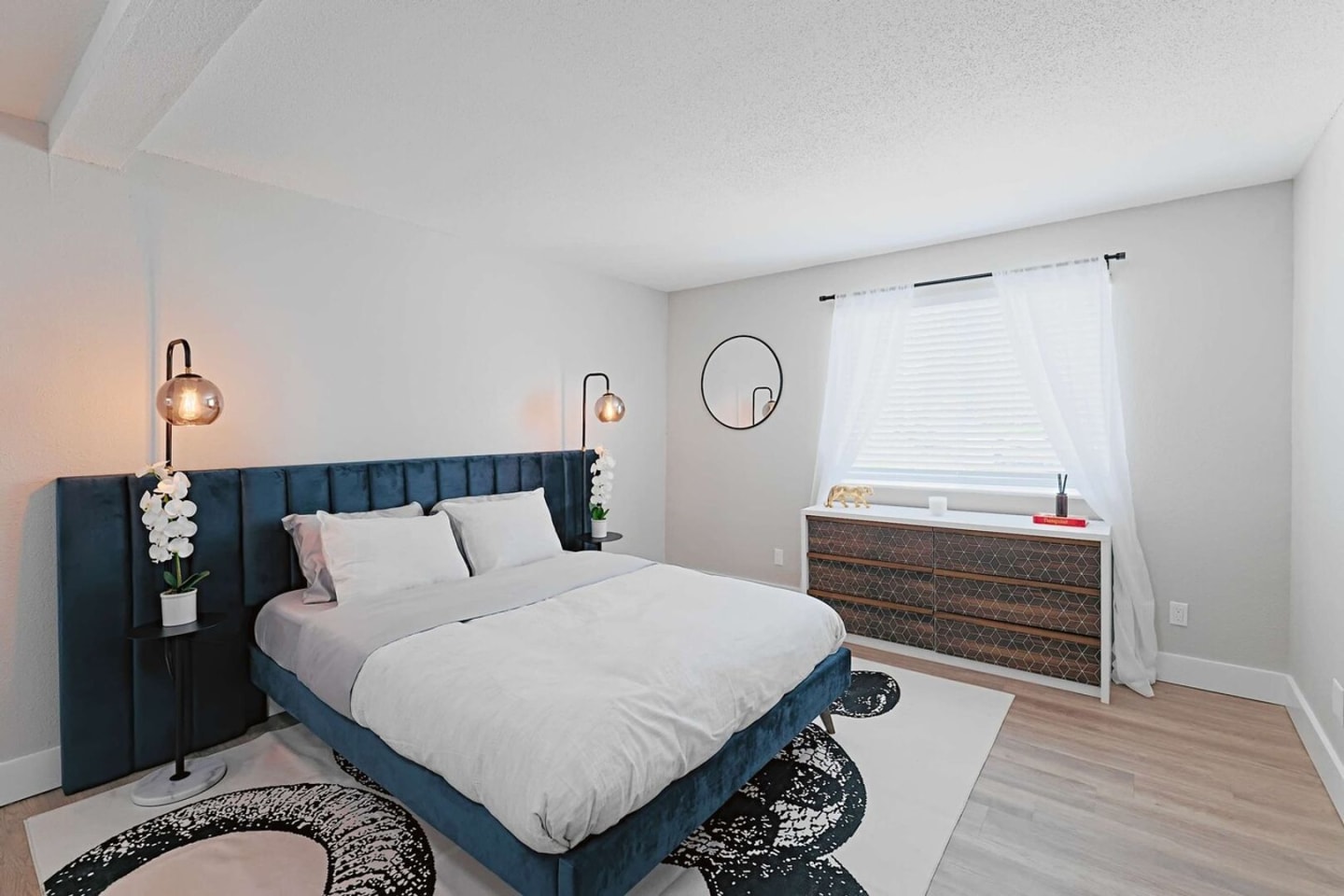 The Grove Apartments Image 4