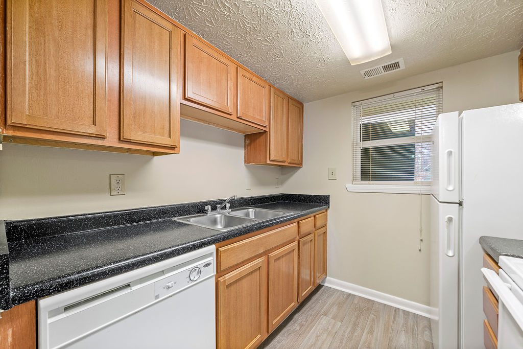 Bradford Gwinnett Apartments Image 3