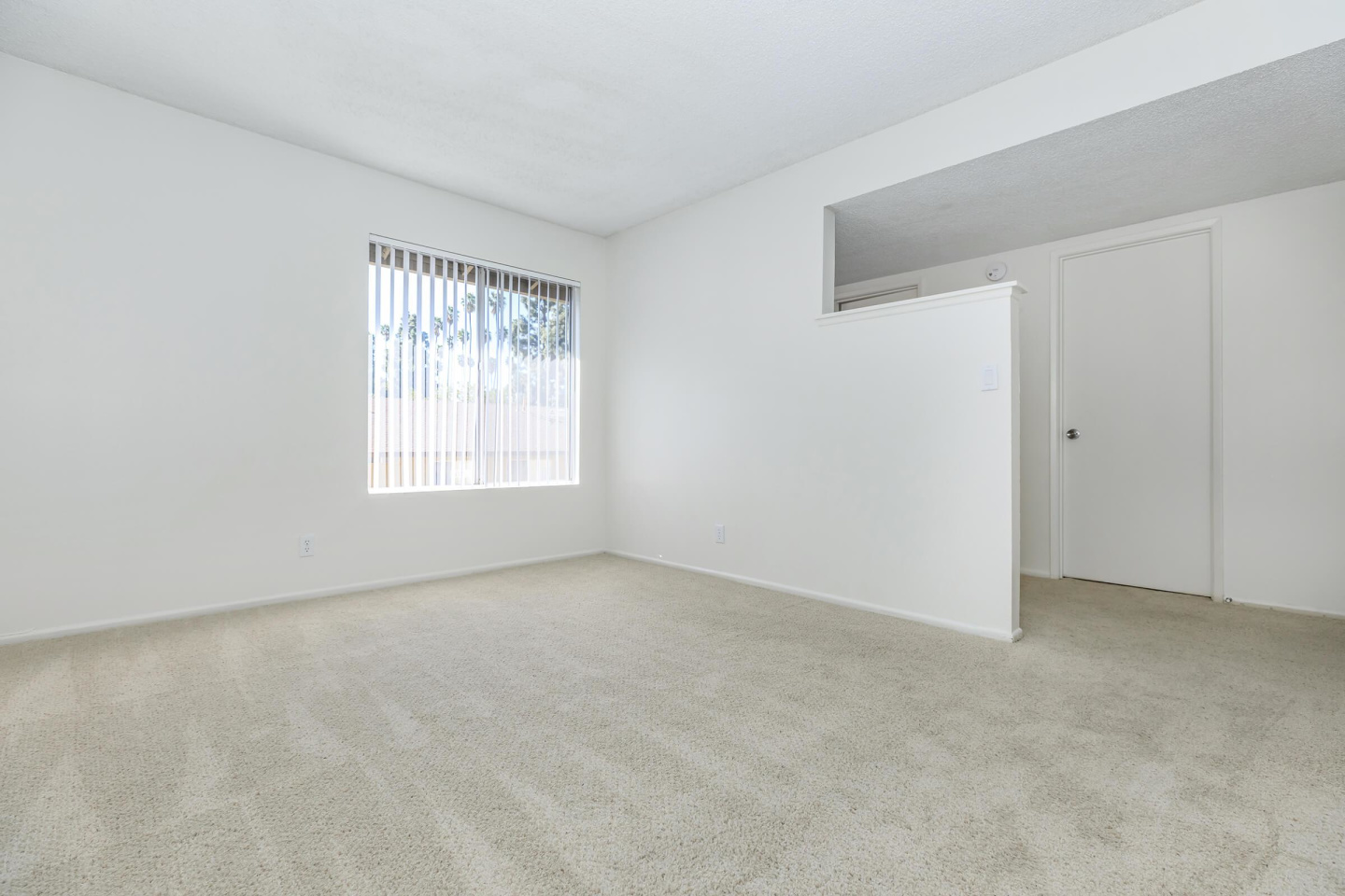 Barcelona, Palm Lane & Seville Apartment Homes Image 46