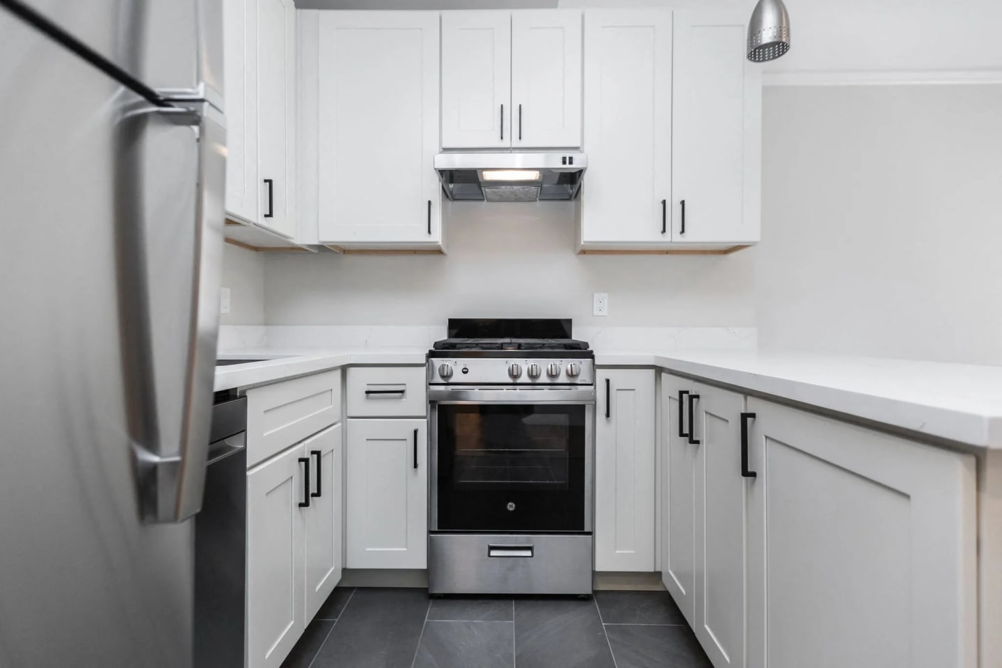 721 GEARY Apartments Image 4