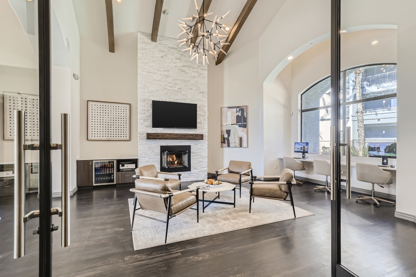 Mandarina Luxury Apartment Homes Image 72