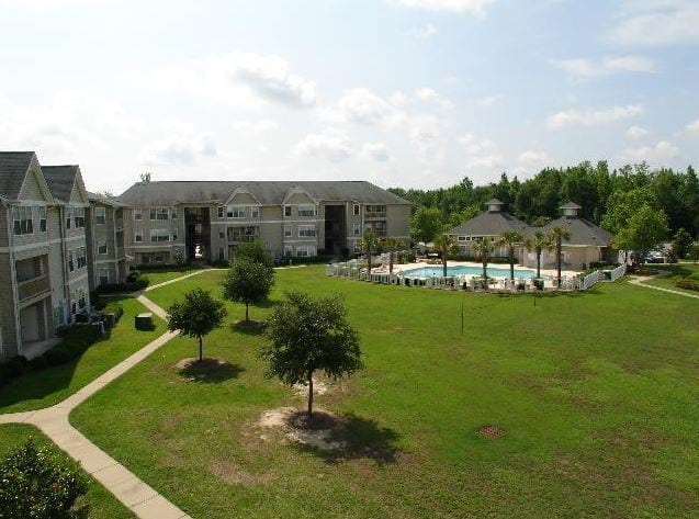 Fox Run Luxury Apartments Image 22