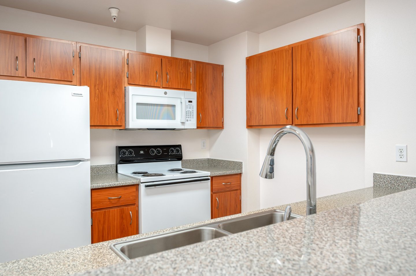 Center Pointe Apartments Image 35