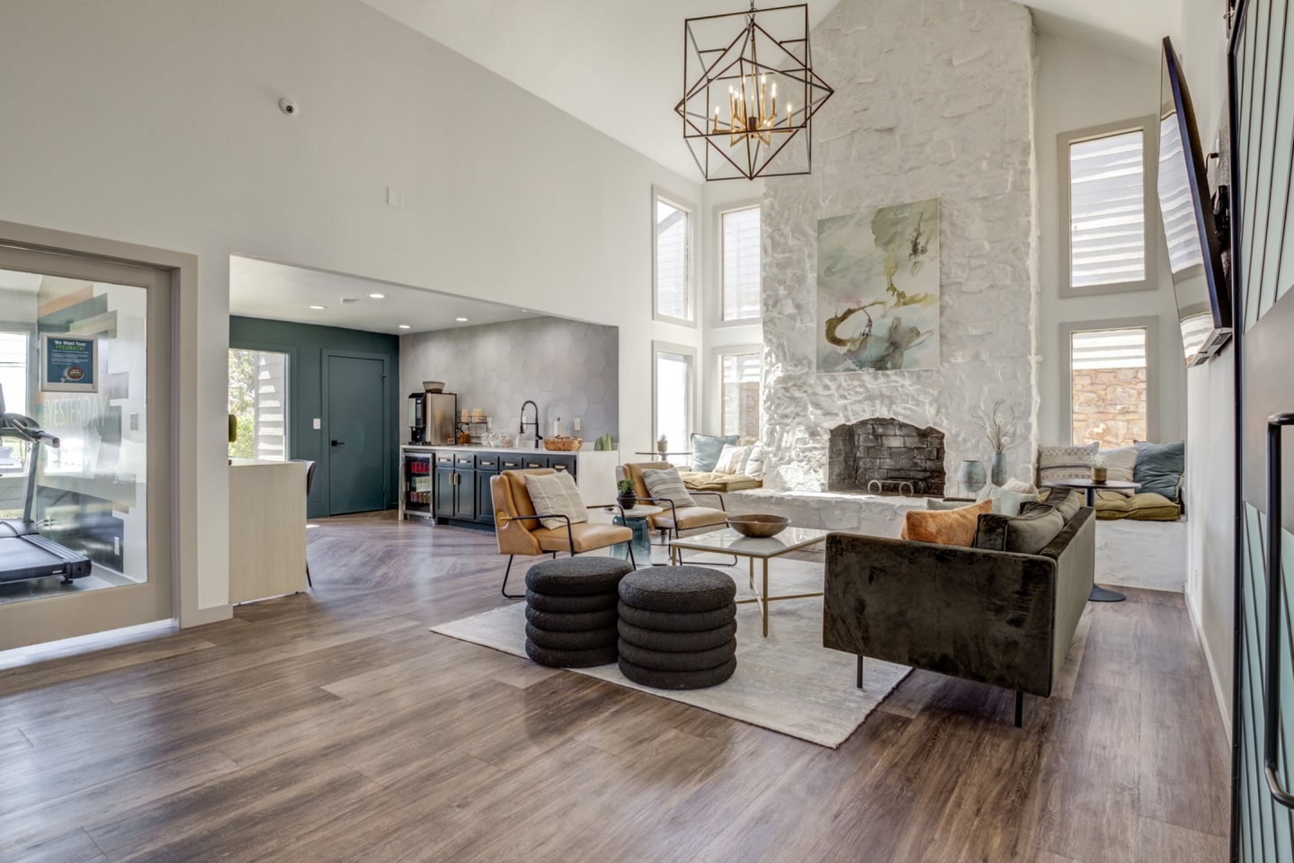 The Invitational Apartments Image 12