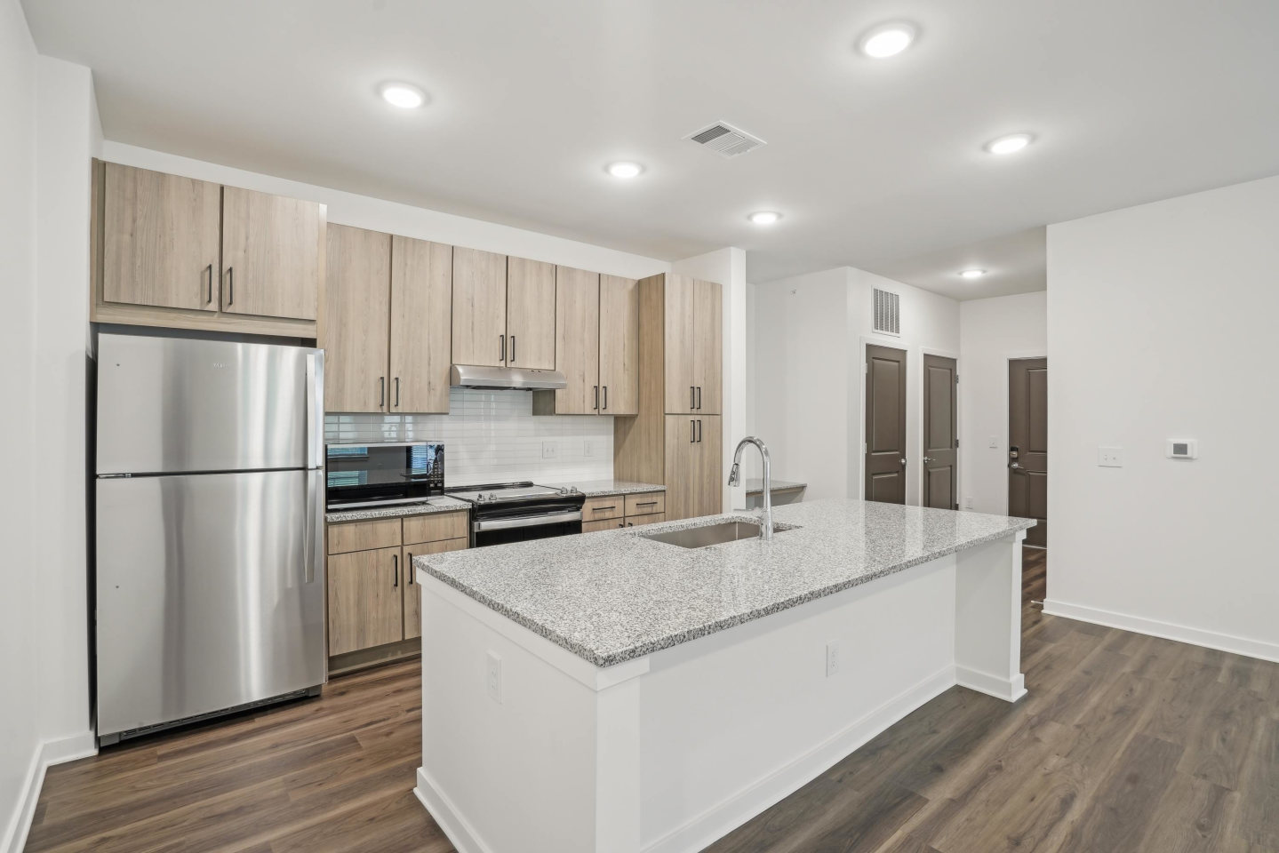 The Pullman Luxury Apartment Homes Image 21