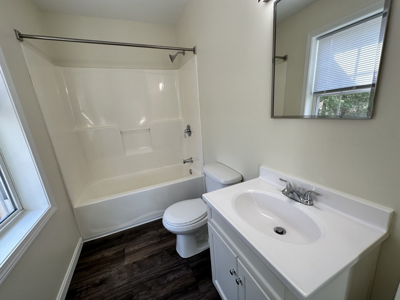 Redstone Apartments Image 19