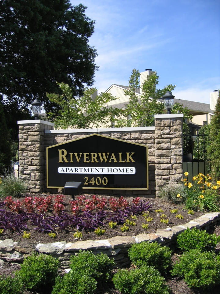 Riverwalk Image 36