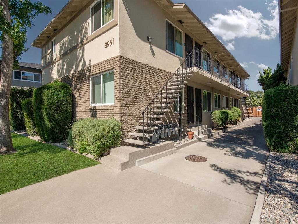Hamilton Manor Apartments Image 5