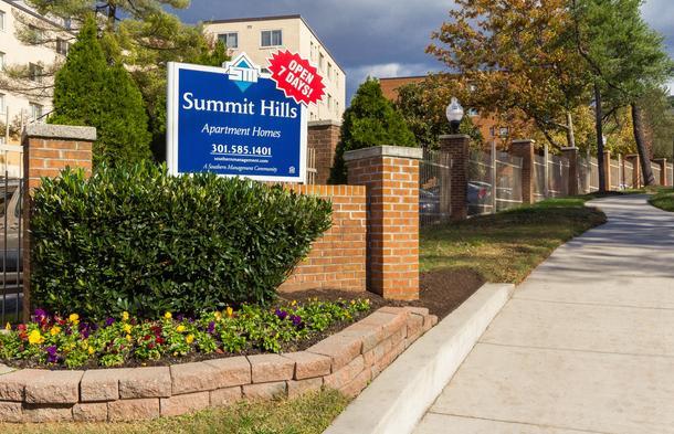 Summit Hills Image 11