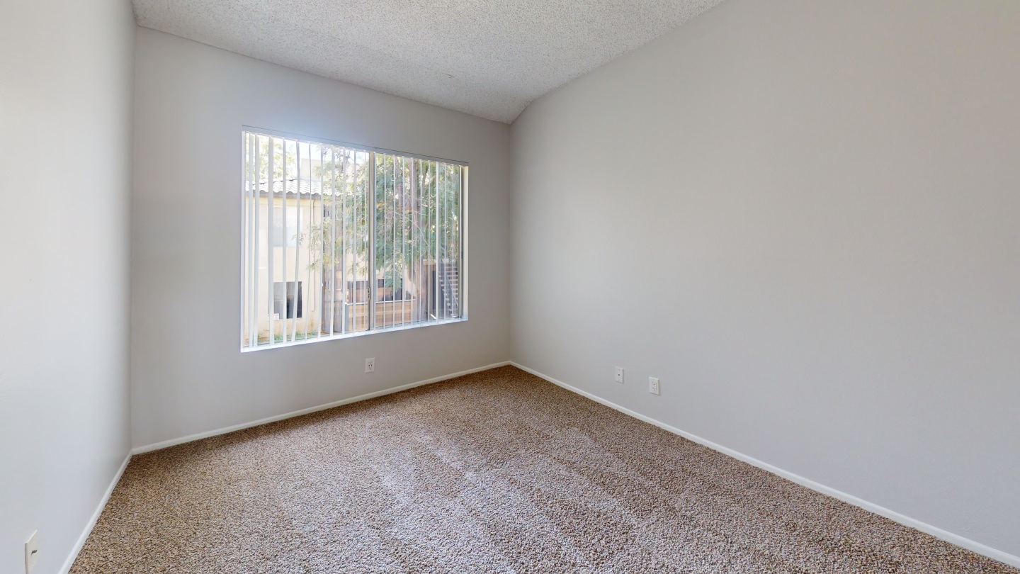 Charter Oaks Image 10