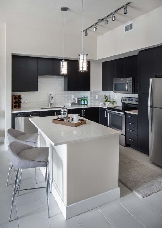 Miro Brickell Image 2
