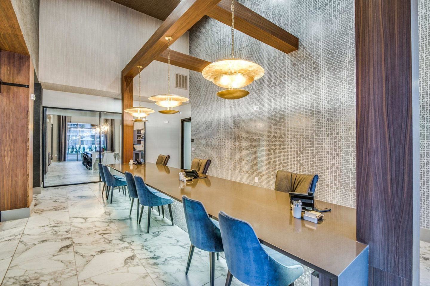 Luxia Gallery House Image 12