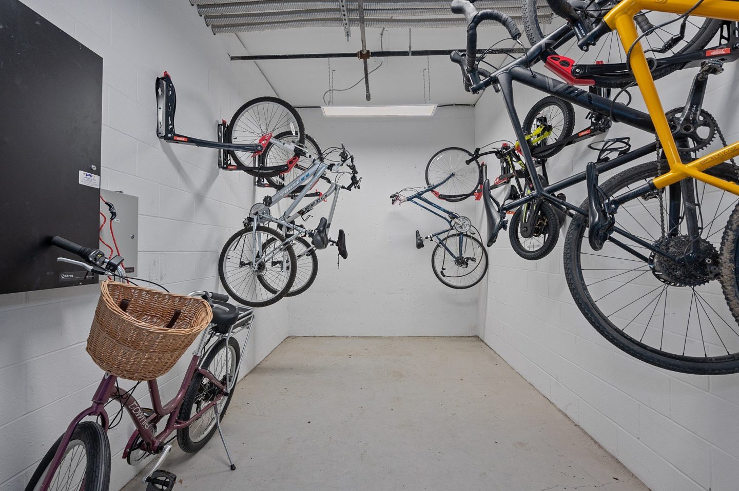 Four23/Hoge Image 61