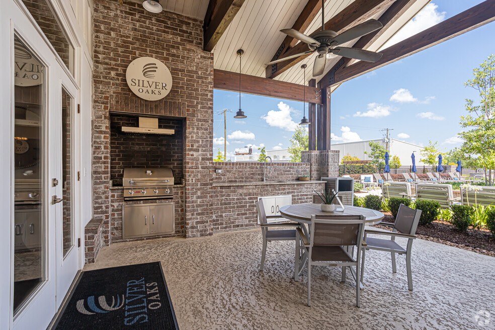 Silver Oaks Image 6