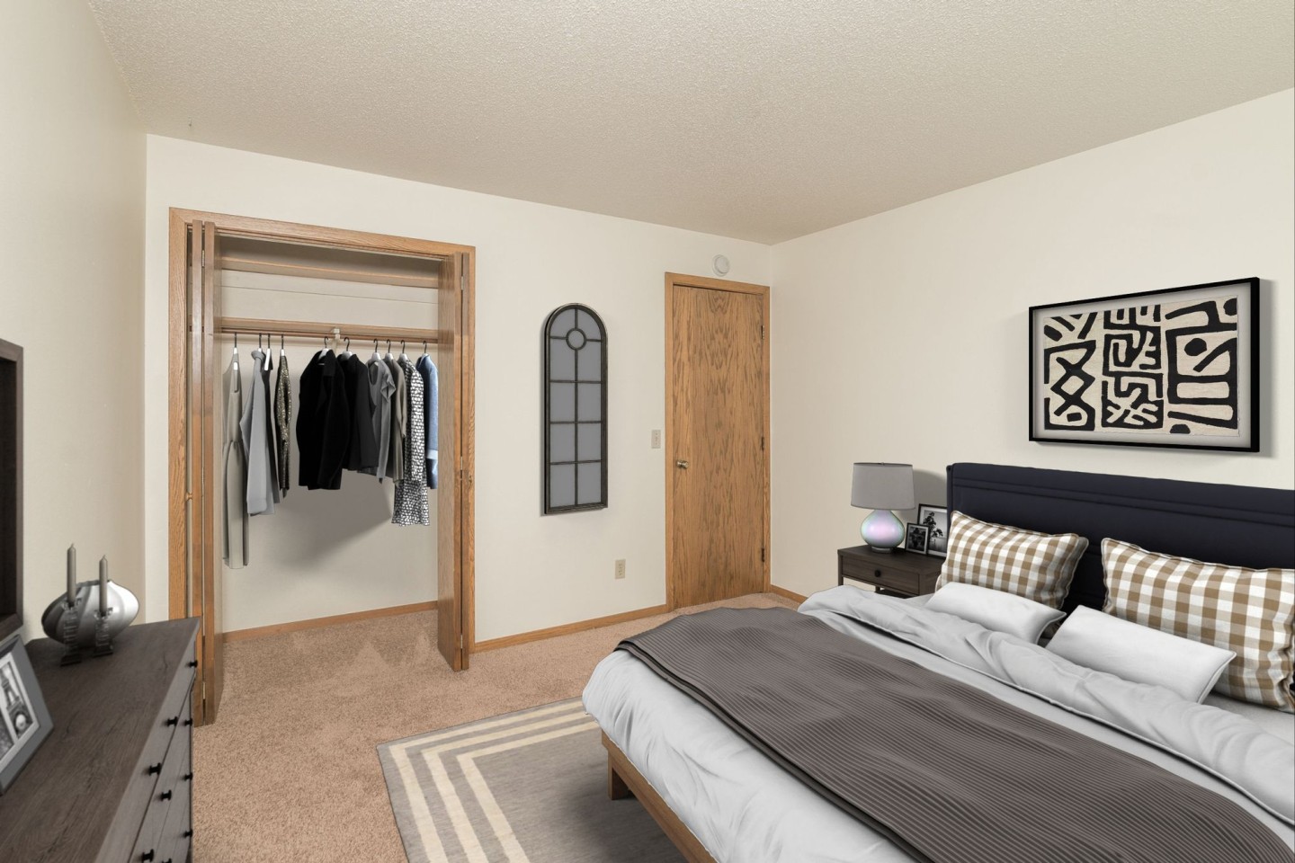 The Concorde Apartments Image 9