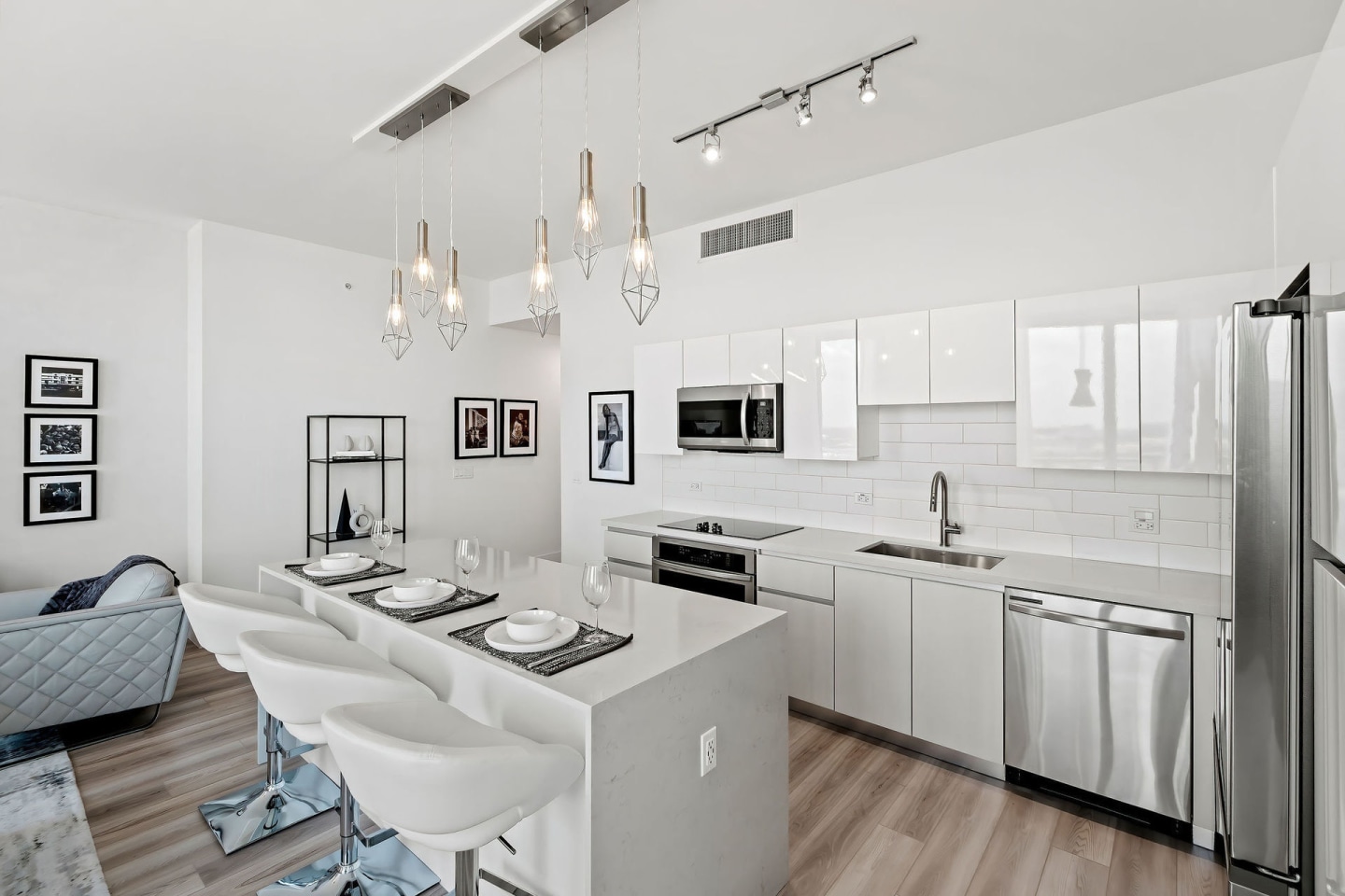 Slate Hallandale Beach Image 32