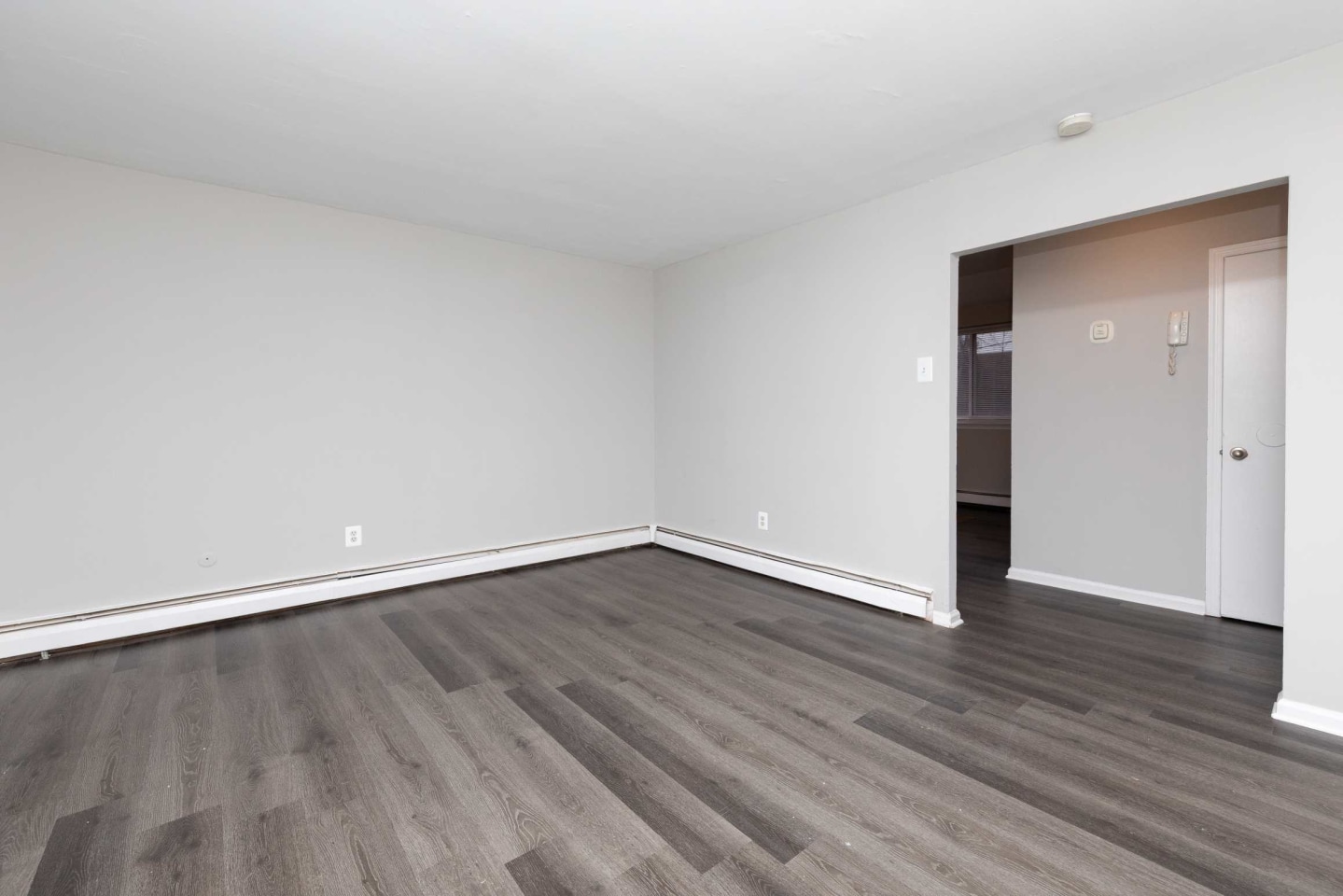 Livingstone Apartments Image 9