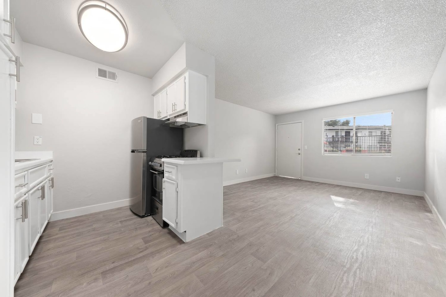 The Enclave Apartment Homes Image 5