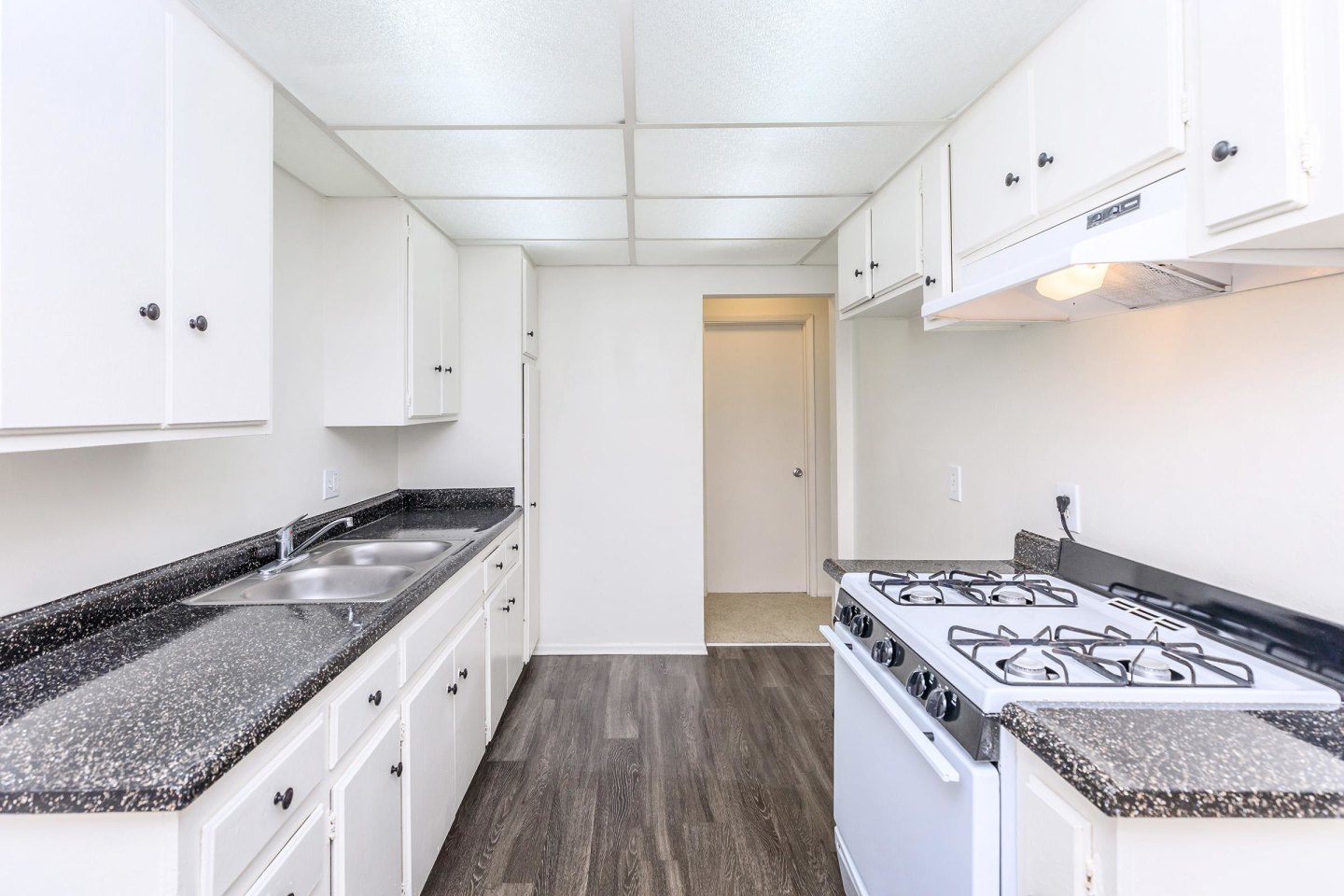 San Carlos & San Juan Apartment Homes Image 17