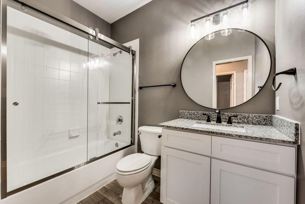 McFarlin Place Apartments Image 15