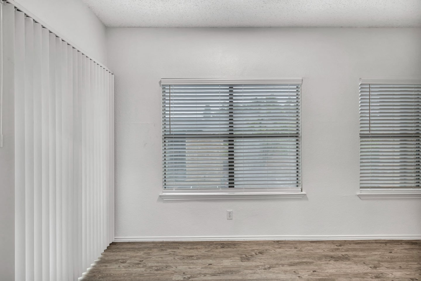 Summit at Westwood Apartments Image 38