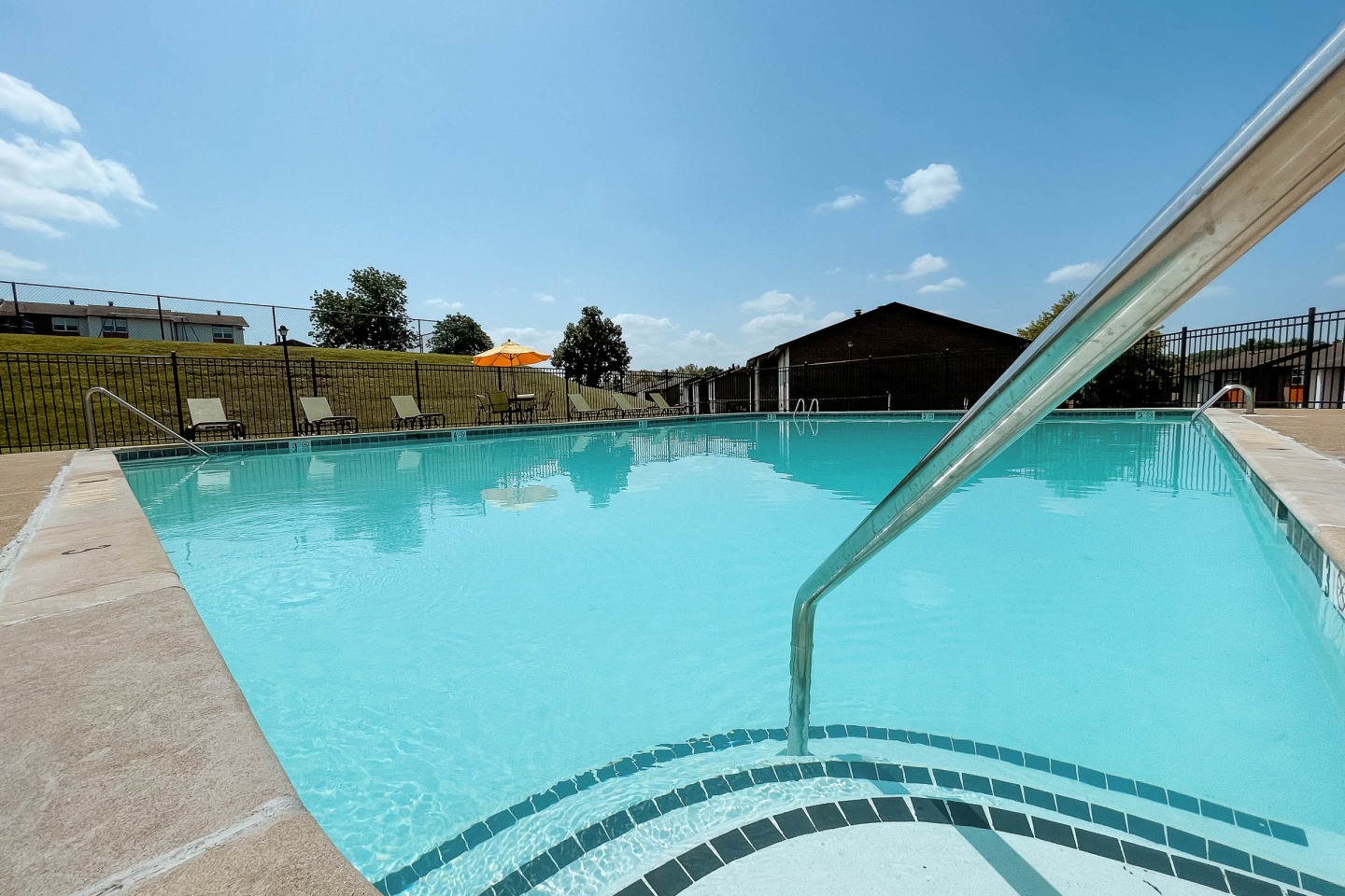 Hillhurst Image 32