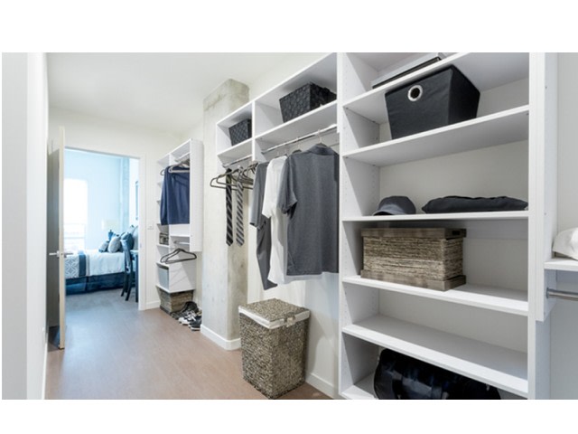 Encore Urban Living Image 5