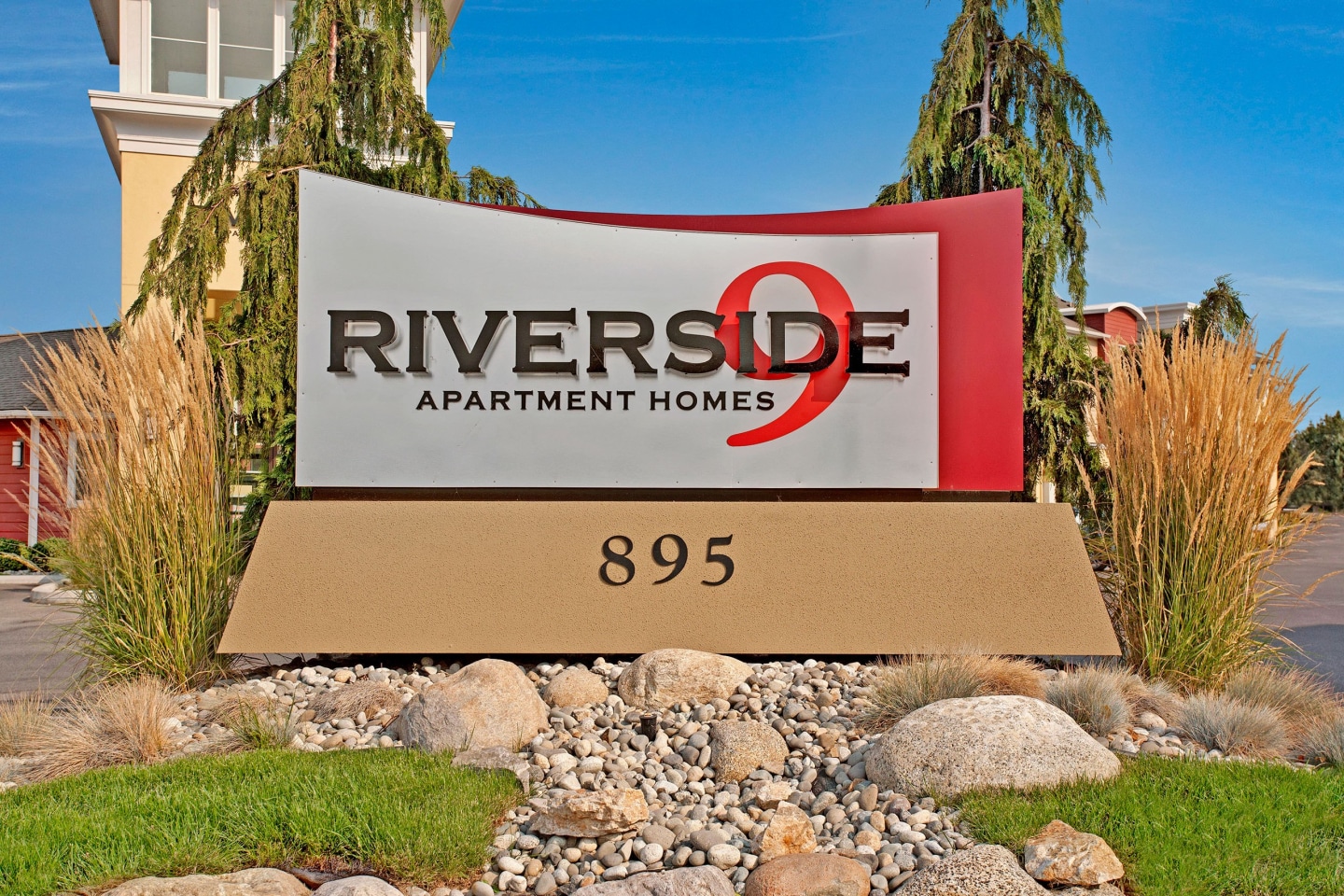 Riverside 9 Image 24
