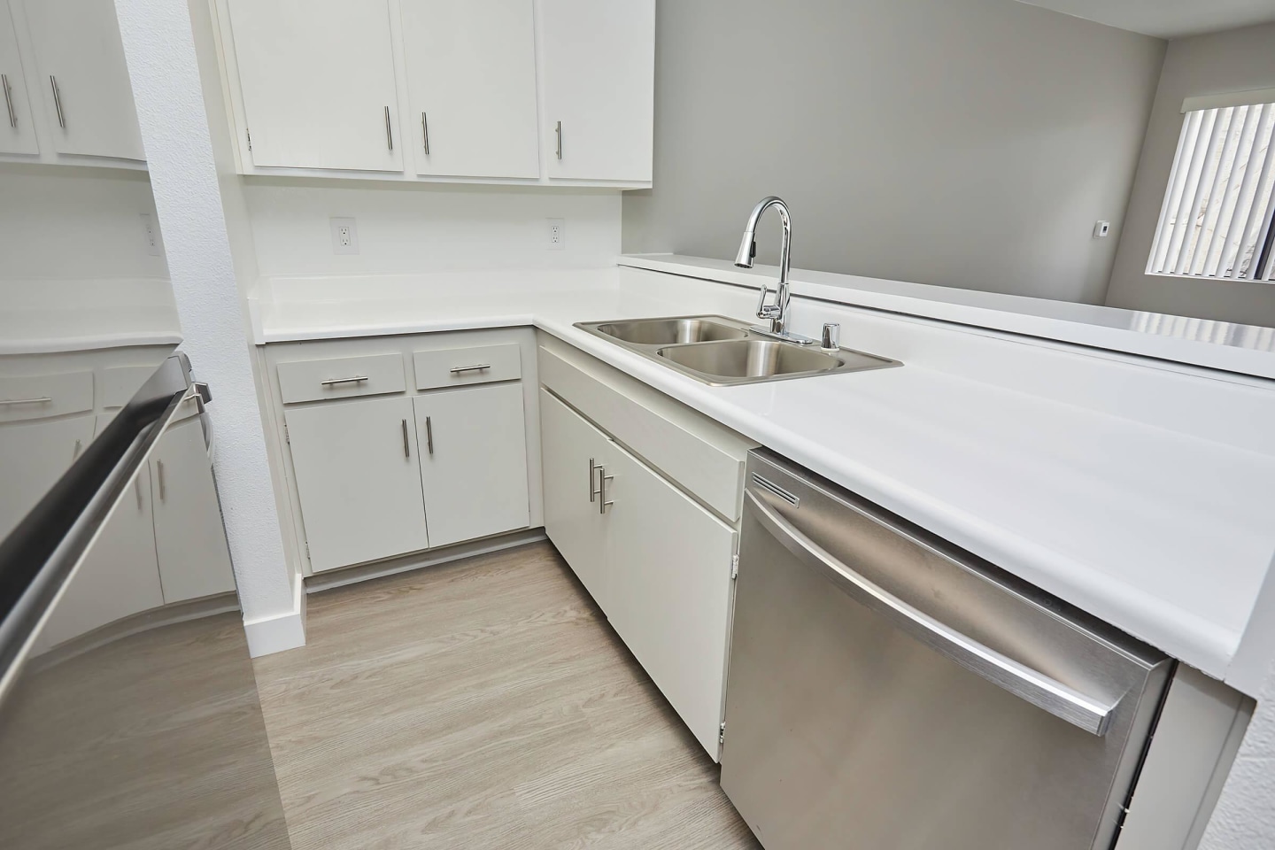 Pasadena Park Place Apartment Homes Image 7
