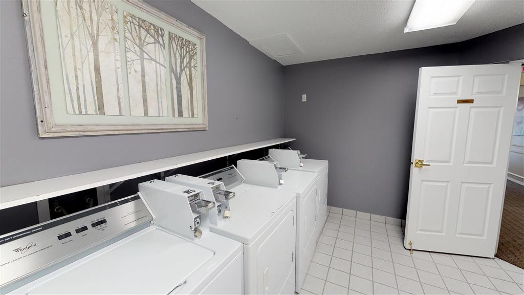 Sierra Vista Apartments Image 26