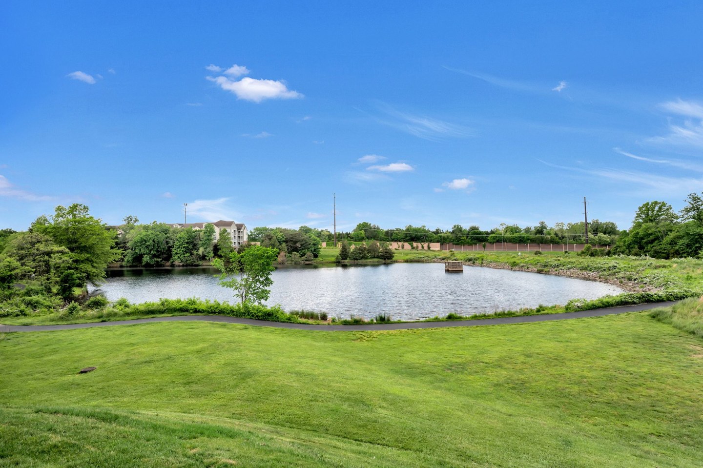 Waterside at Reston Image 4