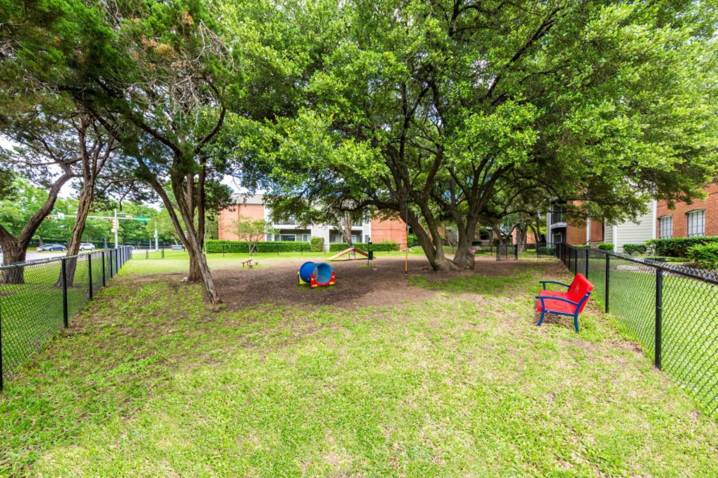 Arboretum Oaks Image 18
